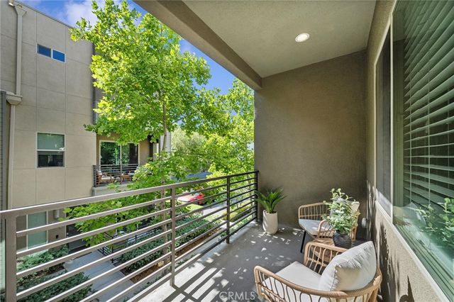 741 Sawyer, Upland, CA 91786