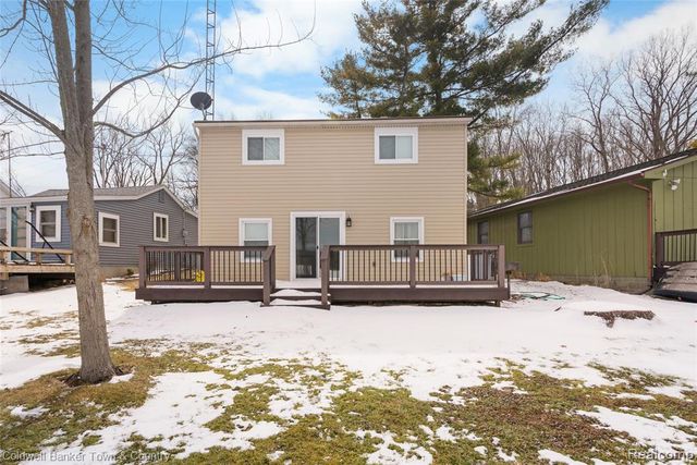 2705 Melvin Drive, Pinckney, MI 48169