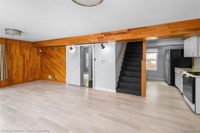 2705 Melvin Drive, Pinckney, MI 48169