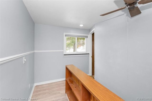 2705 Melvin Drive, Pinckney, MI 48169