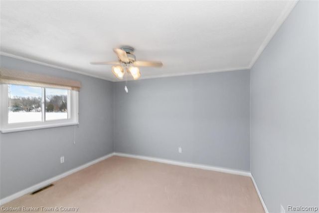 2705 Melvin Drive, Pinckney, MI 48169