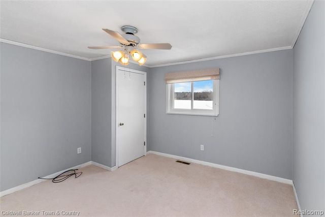 2705 Melvin Drive, Pinckney, MI 48169