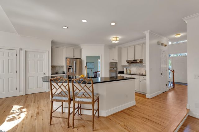 156 Circle Slope Drive, Simpsonville, SC 29681