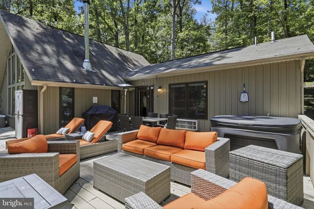103 ONONDAGA TRL, Hedgesville, WV 25427
