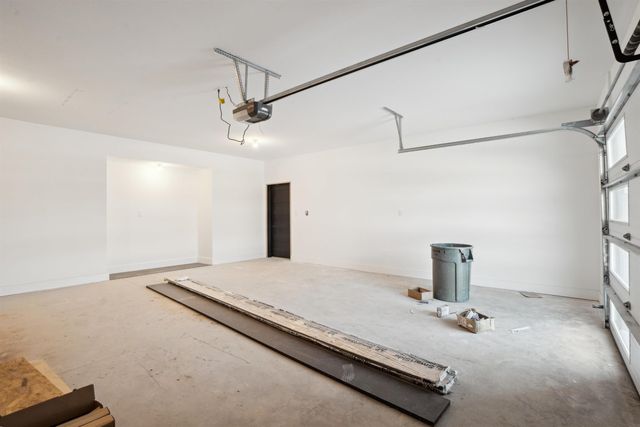 3910 Keagles Crossing, Cedar Falls, IA 50613