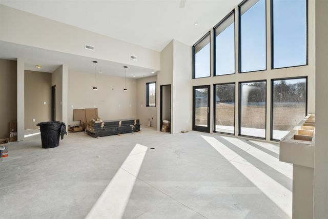 3910 Keagles Crossing, Cedar Falls, IA 50613