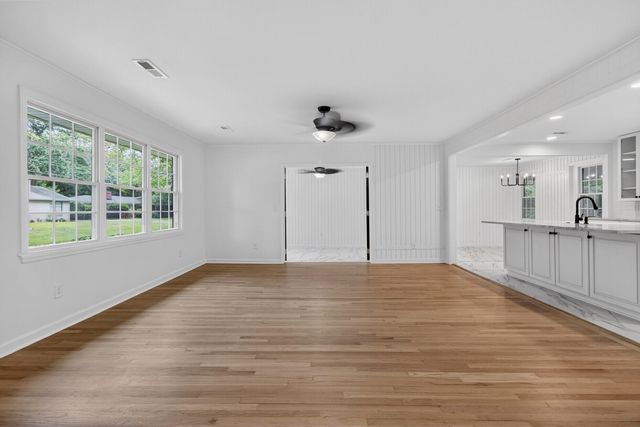 1929 Westminster Road, Charleston, SC 29407