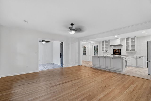 1929 Westminster Road, Charleston, SC 29407