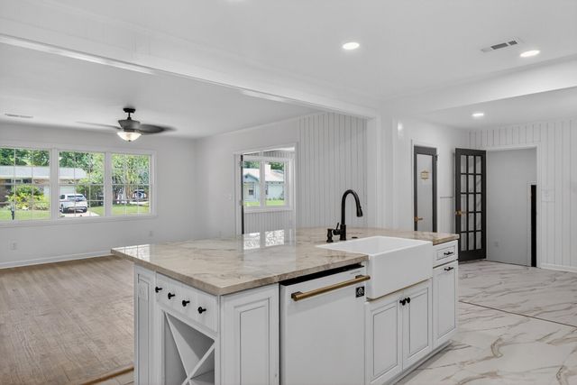 1929 Westminster Road, Charleston, SC 29407