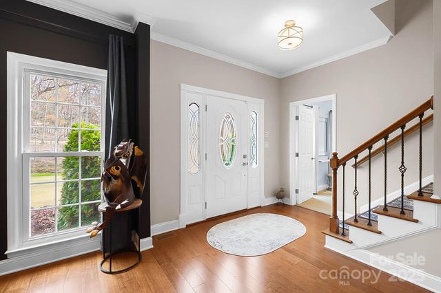 10915 Tara Oaks Drive, Charlotte, NC 28227