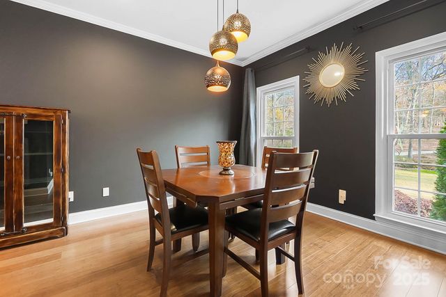 10915 Tara Oaks Drive, Charlotte, NC 28227