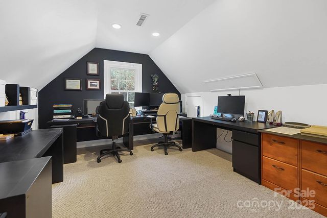 10915 Tara Oaks Drive, Charlotte, NC 28227