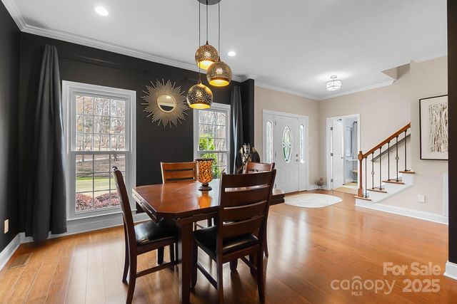 10915 Tara Oaks Drive, Charlotte, NC 28227