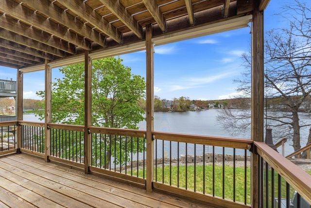 1 Bay View Drive, Shrewsbury, MA 01545