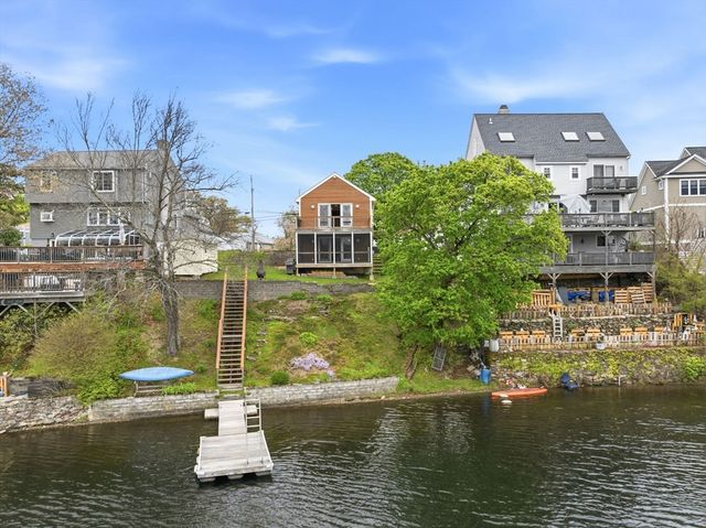 1 Bay View Drive, Shrewsbury, MA 01545