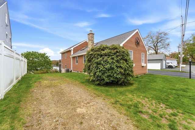 1 Bay View Drive, Shrewsbury, MA 01545