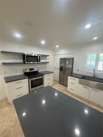 13932 Kendale Lakes Dr 13932, Miami, FL 33183