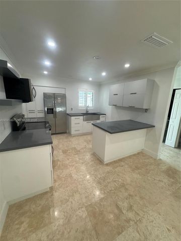 13932 Kendale Lakes Dr 13932, Miami, FL 33183