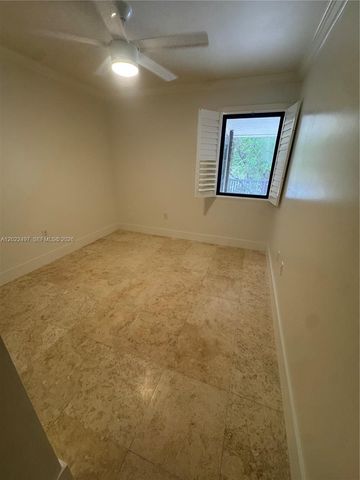 13932 Kendale Lakes Dr 13932, Miami, FL 33183