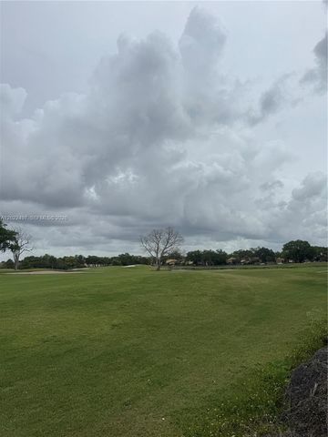 13932 Kendale Lakes Dr 13932, Miami, FL 33183