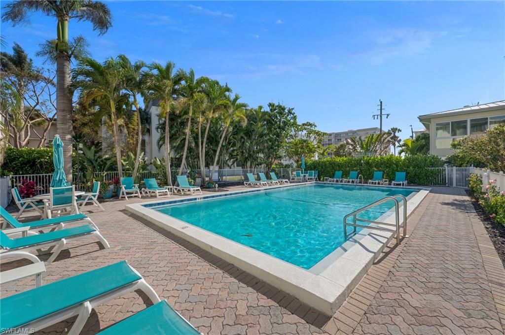 1950 Gulf Shore BLVD N 110, NAPLES, FL 34102 — photo 2