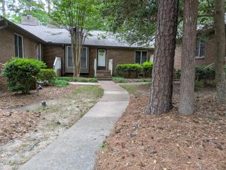200 W Woodcroft 52 B, Durham, NC 27713