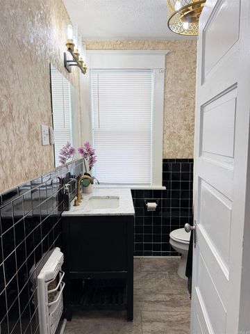 609 W Poplar Street, Paragould, AR 72450