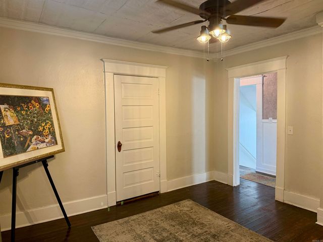 609 W Poplar Street, Paragould, AR 72450