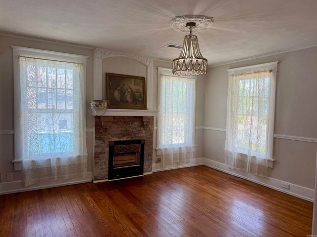 609 W Poplar Street, Paragould, AR 72450
