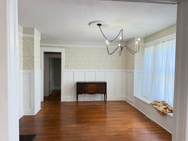 609 W Poplar Street, Paragould, AR 72450