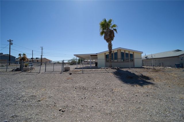 2798 Calle De Mercado, Bullhead City, AZ 86442