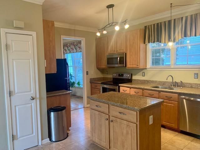 110 Park Oaks Court, Cary, NC 27519