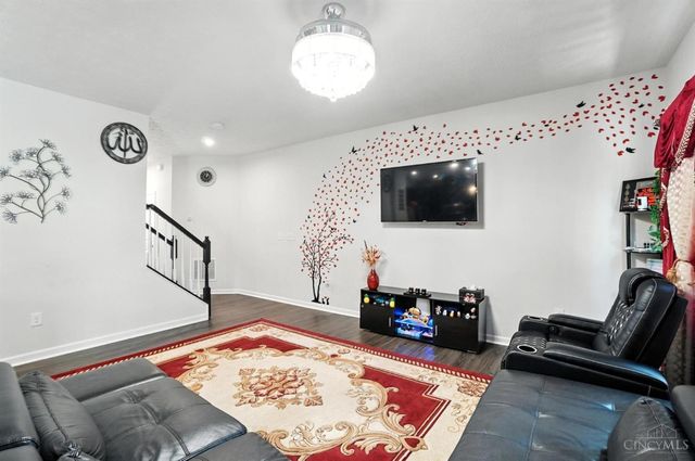 5933 Old Pebble Path, Liberty Twp, OH 45044