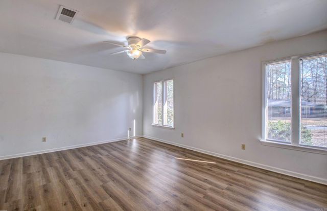 11006 Lemoncrest Lane, Little Rock, AR 72210