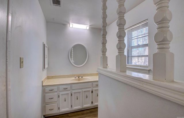 11006 Lemoncrest Lane, Little Rock, AR 72210