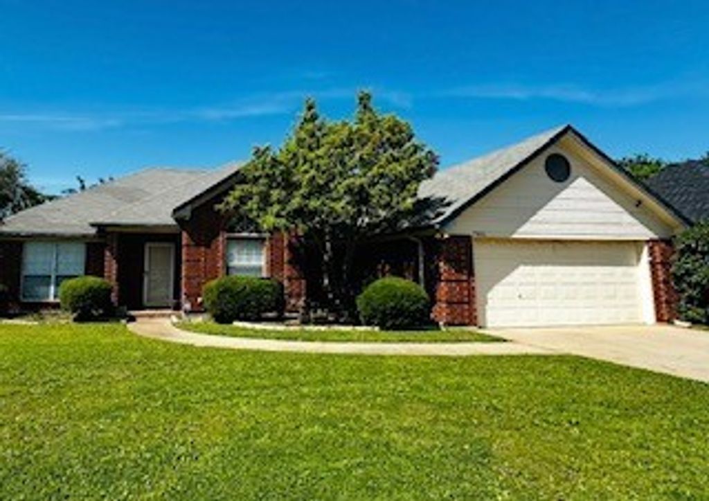7801 Cortland Drive, North Richland Hills, TX 76182