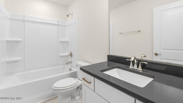 824 Fernwind Circle, Aberdeen, NC 28315