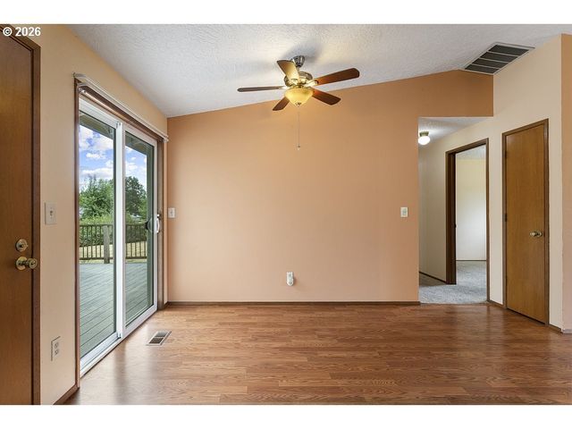 130 Se 21ST St, Troutdale, OR 97060