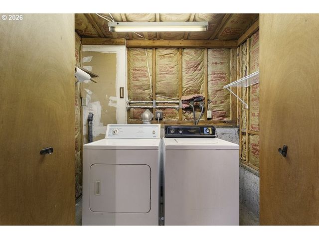 130 Se 21ST St, Troutdale, OR 97060