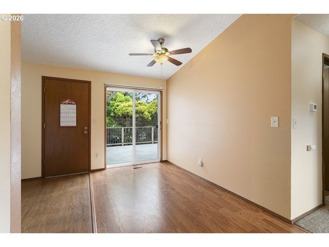 130 Se 21ST St, Troutdale, OR 97060