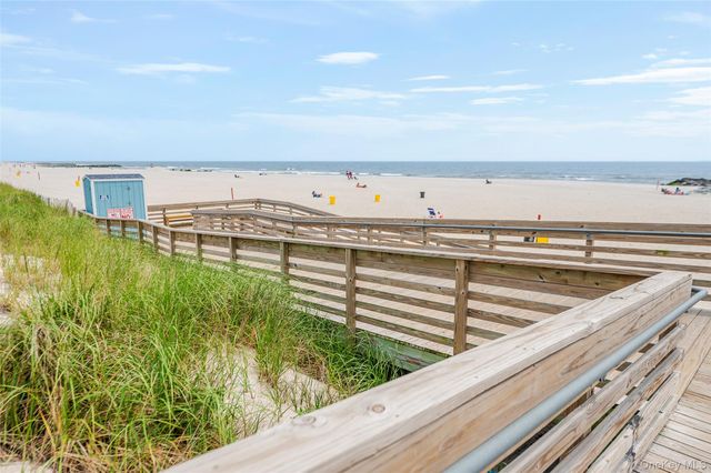 527 W Market Street W Front, Long Beach, NY 11561