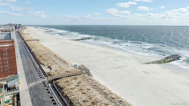 527 W Market Street W Front, Long Beach, NY 11561