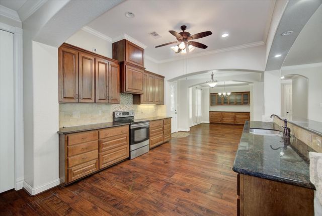 2501 Fm 1008, Dayton, TX 77535