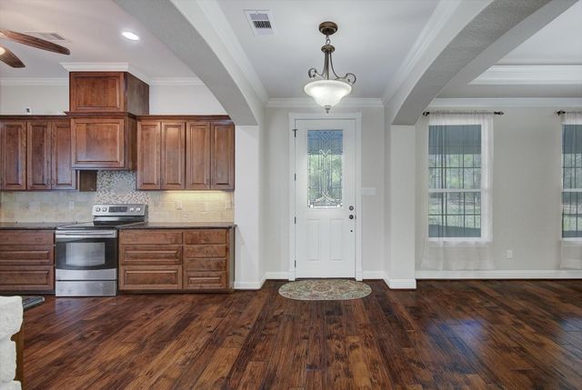 2501 Fm 1008, Dayton, TX 77535