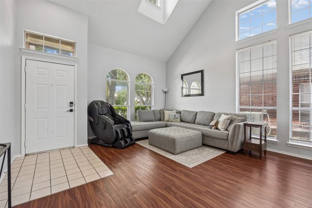 4812 Navajo Way, Fort Worth, TX 76137