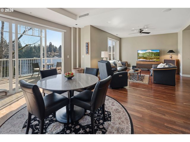 113 FURNACE St, Lake Oswego, OR 97034