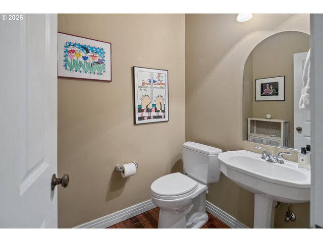 113 FURNACE St, Lake Oswego, OR 97034