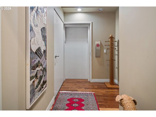 113 FURNACE St, Lake Oswego, OR 97034