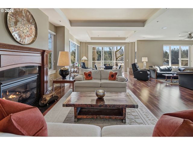 113 FURNACE St, Lake Oswego, OR 97034