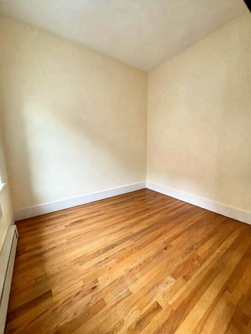 11 Grove Street 5, Boston, MA 02114